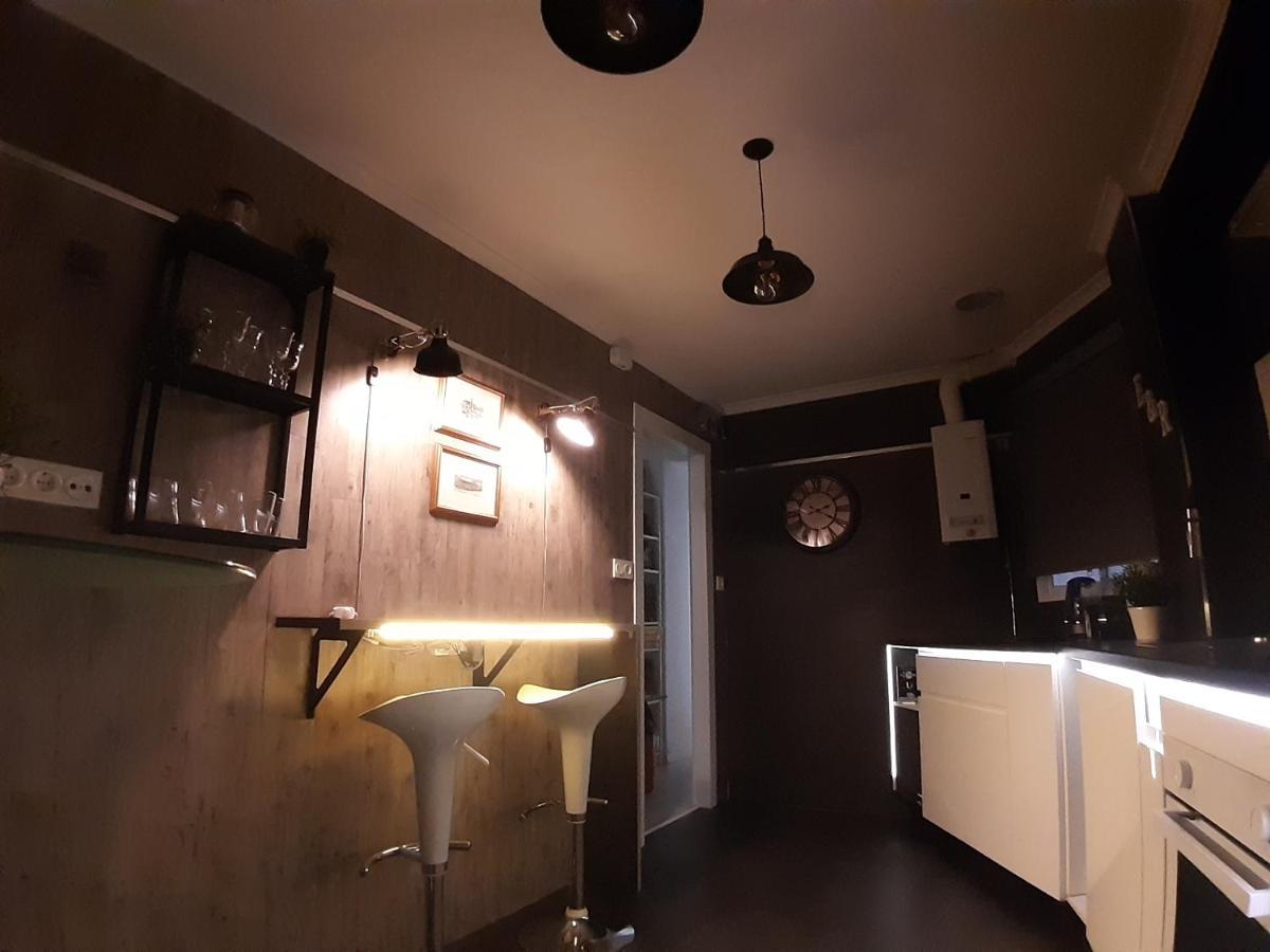 Apartamento E&R Malaga Centro- Parking Gratis מראה חיצוני תמונה
