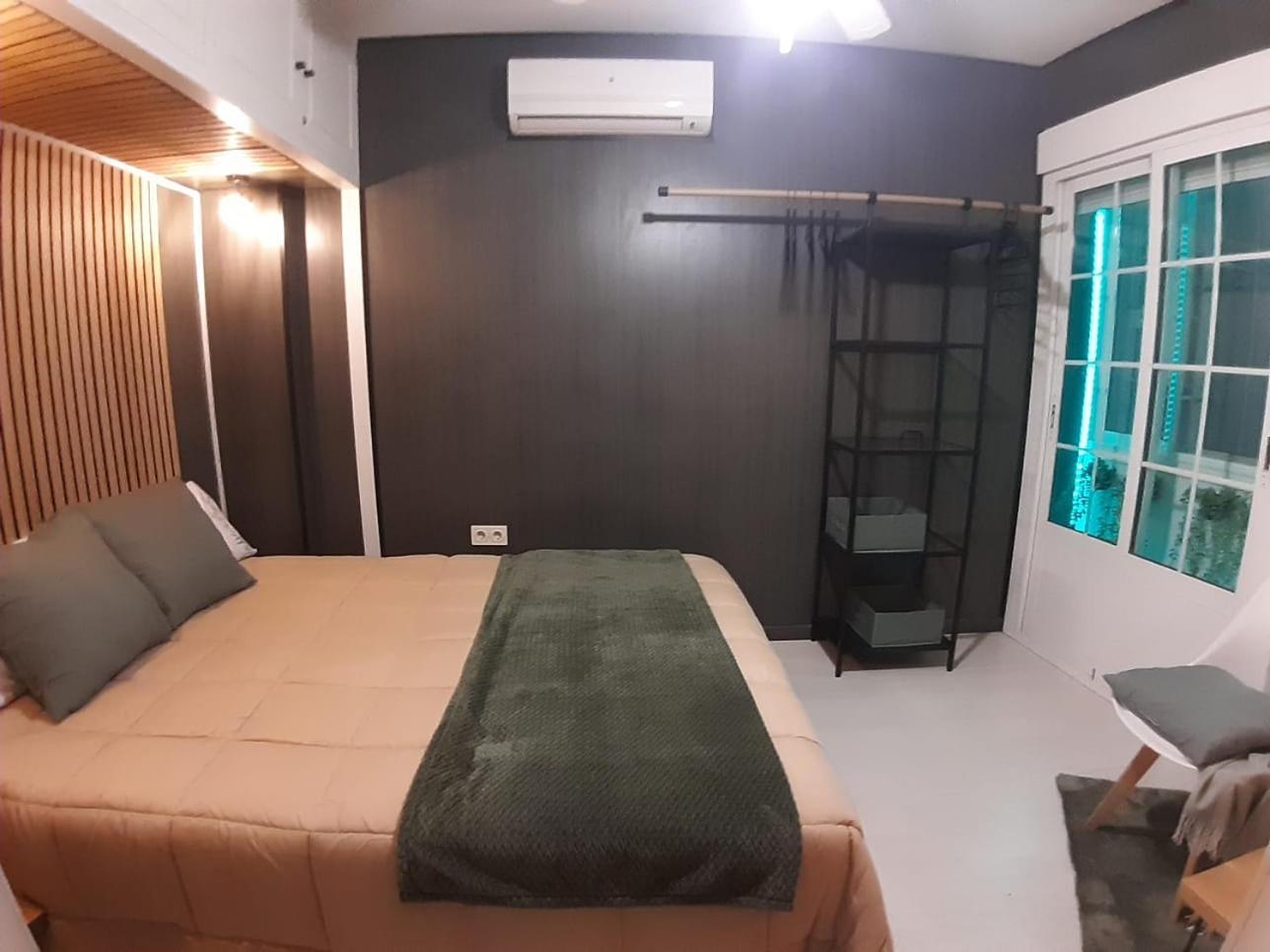 Apartamento E&R Malaga Centro- Parking Gratis מראה חיצוני תמונה