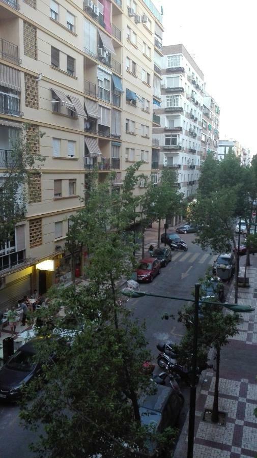 Apartamento E&R Malaga Centro- Parking Gratis מראה חיצוני תמונה