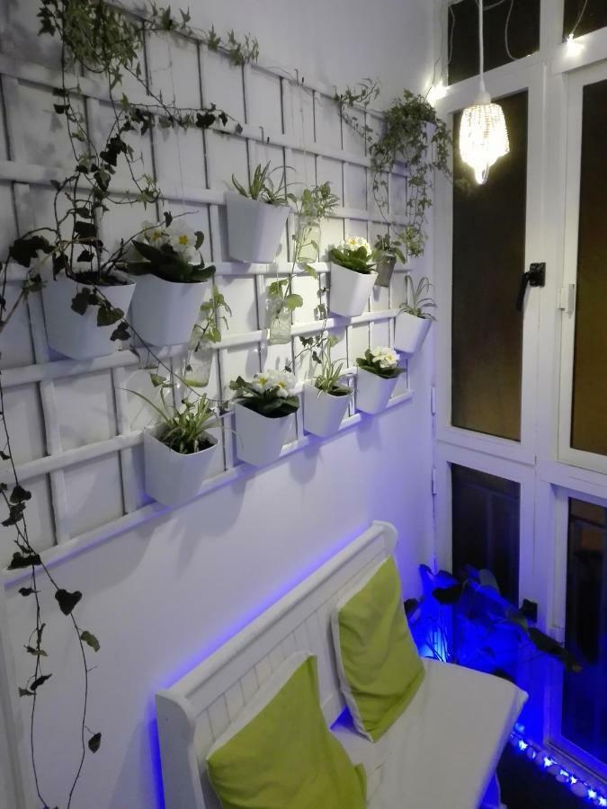 Apartamento E&R Malaga Centro- Parking Gratis מראה חיצוני תמונה